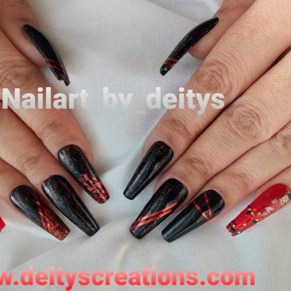 Red /black and gold Betty Boop  press on nails - Picture 1 of 5